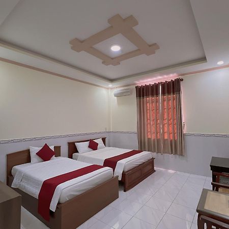 Hoang Duc Hotel Chau Doc Exterior foto