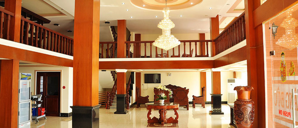 Hoang Duc Hotel Chau Doc Exterior foto