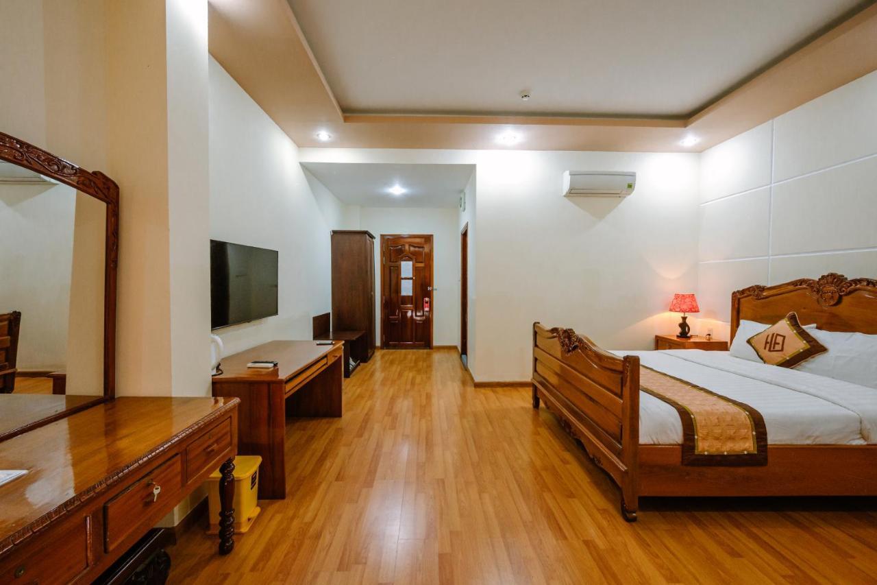 Hoang Duc Hotel Chau Doc Exterior foto